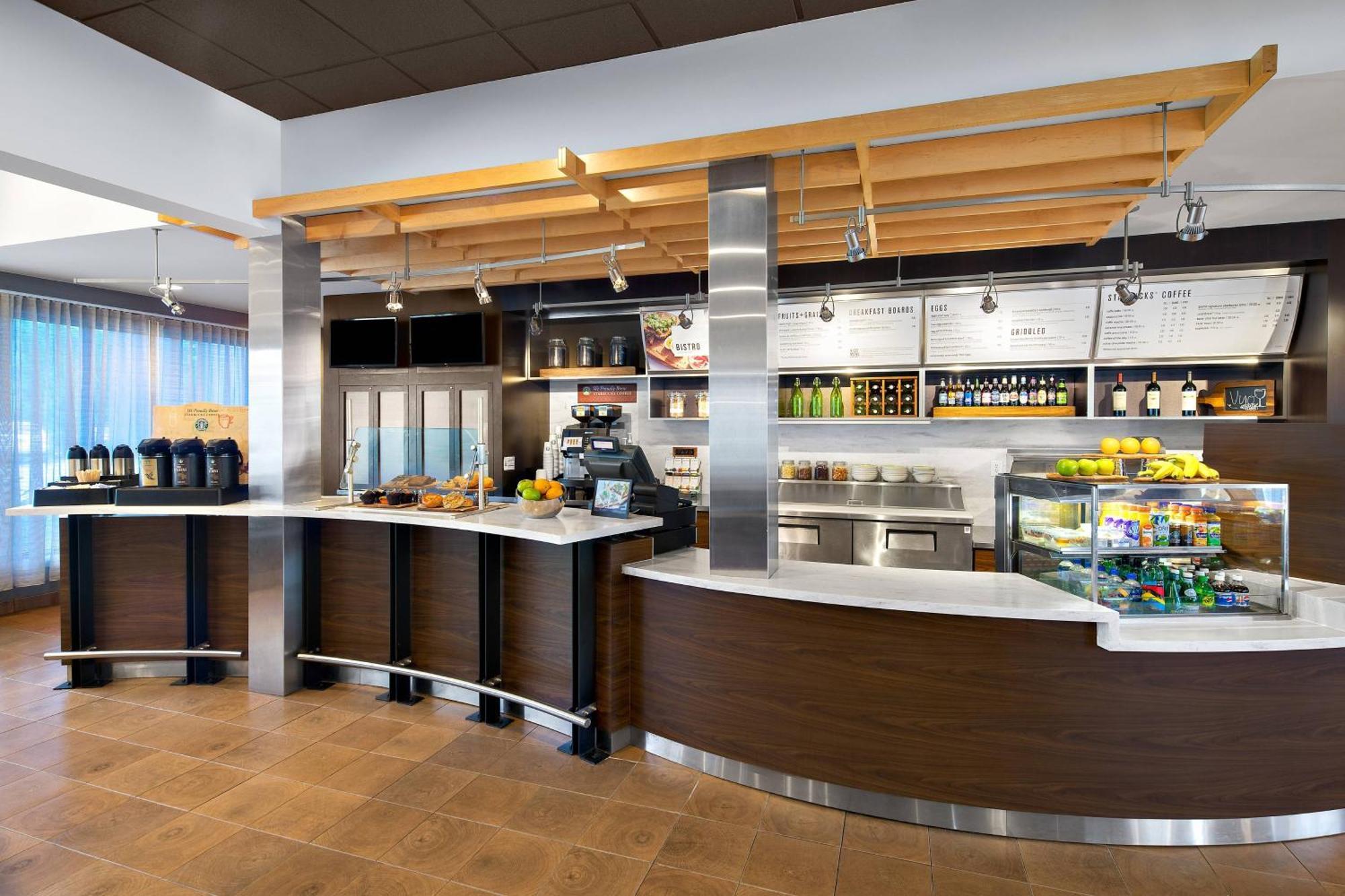 Отель Courtyard By Marriott Pittsburgh Airport Coraopolis Экстерьер фото
